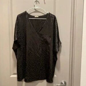 Black Leopard Print V-Neck Blouse